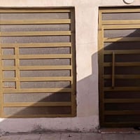 باب وشباك للبيع الباب مع الجرجوبة  ٢٤٠ × ١١٠  الشباك ٢× ١٥٠  للاستفسار...