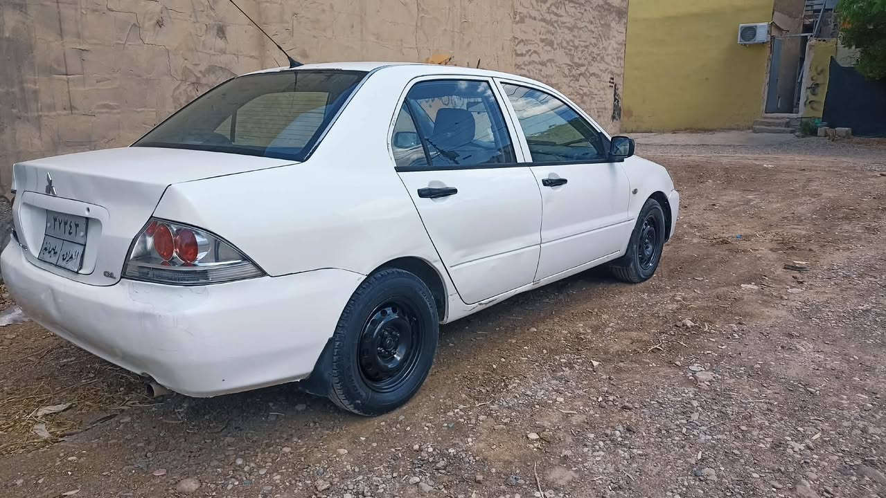 لانسەر بۆ فڕۆشتن  مۆدیل 2007 
مەکینە بچووک  تەبرید و گێڕ و مەکینە بەشەرت ٤ تایەی لۆك تەقەو ڕەقەی نیە 
ڕەقەم سلێمانی  دوو مانگی ماوە بەسەر بچێت 
 ٤ پارچە بەس بەخە بێ لێدران و ناوەوەی نیە 

ژ.م مۆبایل ***********

نرخیشی  65 گەڵاو مەعامەلەیەکی برایانە 

ناونیشان .... کەلار
