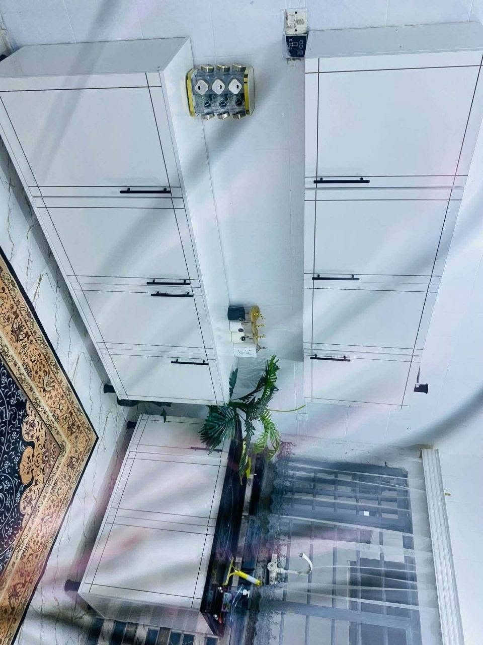 الم تكن سهله ✨ لاكني لا إليق إلا للقمة ✨
مترين ارضي وملحق والسنك متر و20 مرمر 

السعر  كاونتر فقط ابواب 250

سعر ابو الجرارات ب275

✨✨✨✨✨✨✨✨✨

ملاحضات اضافيه ✨✨

اذا سنك يردون متر ونص بدل المتر و٢٠ نضيف عالسعر   25✨
✨✨✨✨✨✨✨✨✨✨✨

اضافه الملحق ويه الكاونتر  ✨✨

🍂اذا الزبون يريد ملحق متر اضافي  نضيف 55 على السعر مال كاونتر الاصلي 
🍂اذا ملحق متر و٢٠ بسعر نضيف 65 الف 
🍂واذا متر ونص بسعر نضيف  75
🍂واذا مترين ملحق نضيف 90 الف
✨✨✨✨✨✨✨✨✨✨✨
اذا راد الزبون مجر واحد  نضيف 10
اذا راد الزبون ٣ مجرات نضيف 25
اذا راد فاترينا قياسها50 نضيف 90 عالسعر

الرزق والعافية للجميع يارب

اي لون يريده الزبون متوفر/
تواصل واتسب ***********
