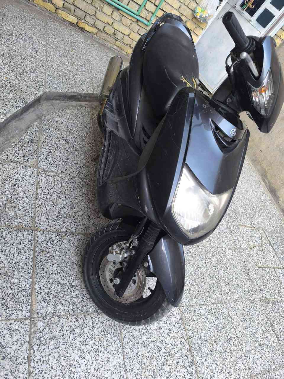 دراجة سكنس ياباني نثية الدراجه جاهزه اي نقص مابيه العنوان ذي قار مركز للتواصل الاتصال على رقم *********** أو واتساب
