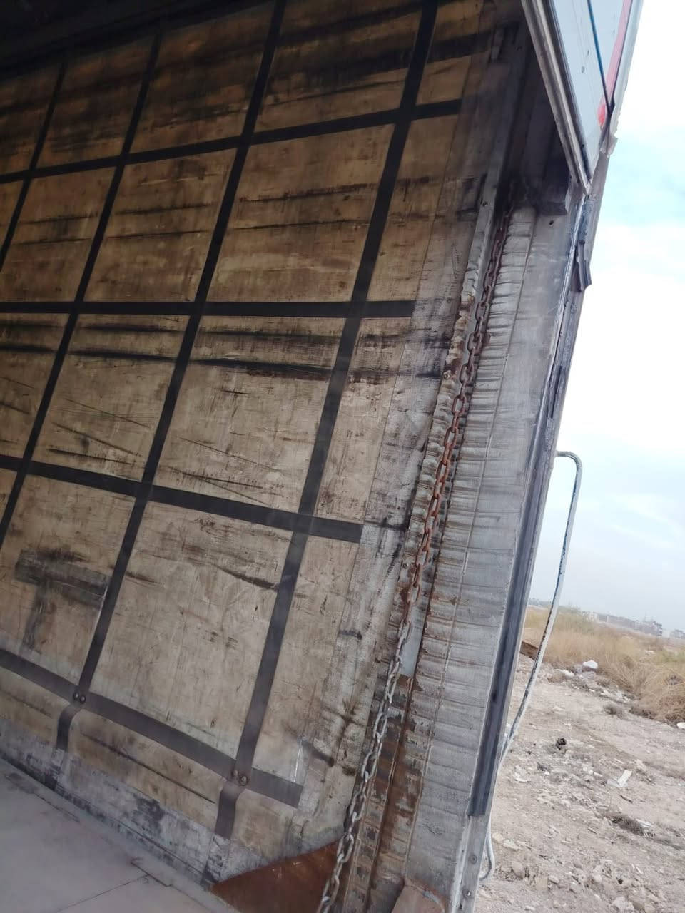 بدي اتيكو للبيع طول 7:30      ارتفاع 275.   ***********
