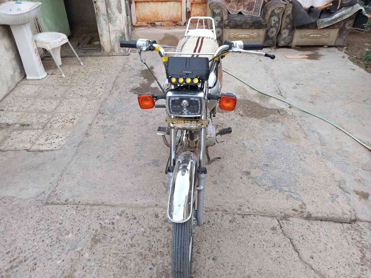 السلام عليكم شباب دراجه للبيع تايكر موديل 21 اوراق كرتونيه السعر 350وبيها مجال *********** المكان ديالى كنعان
