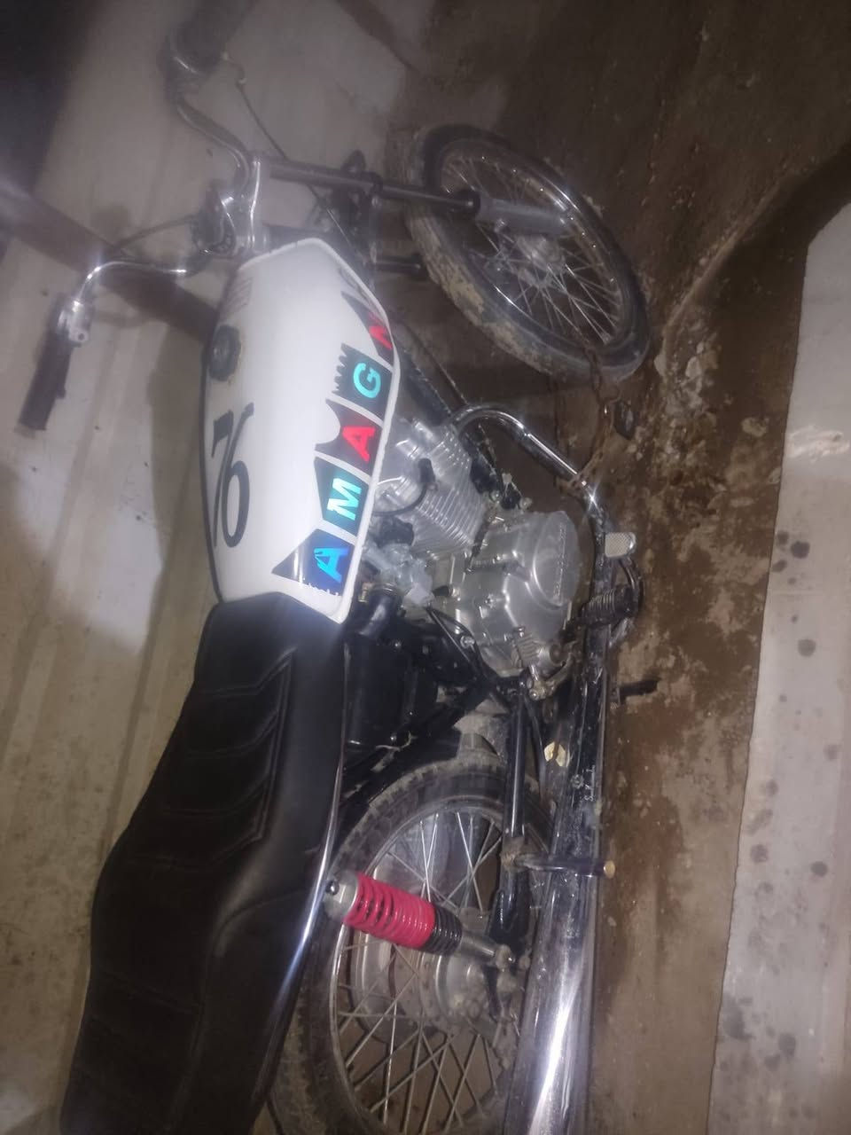 اخوان أربعة كير شلامجةاوراق جديدةمكان كربلاء وتساب السعر 600 وبيهة مجال للطيبين***********  
وتساب
