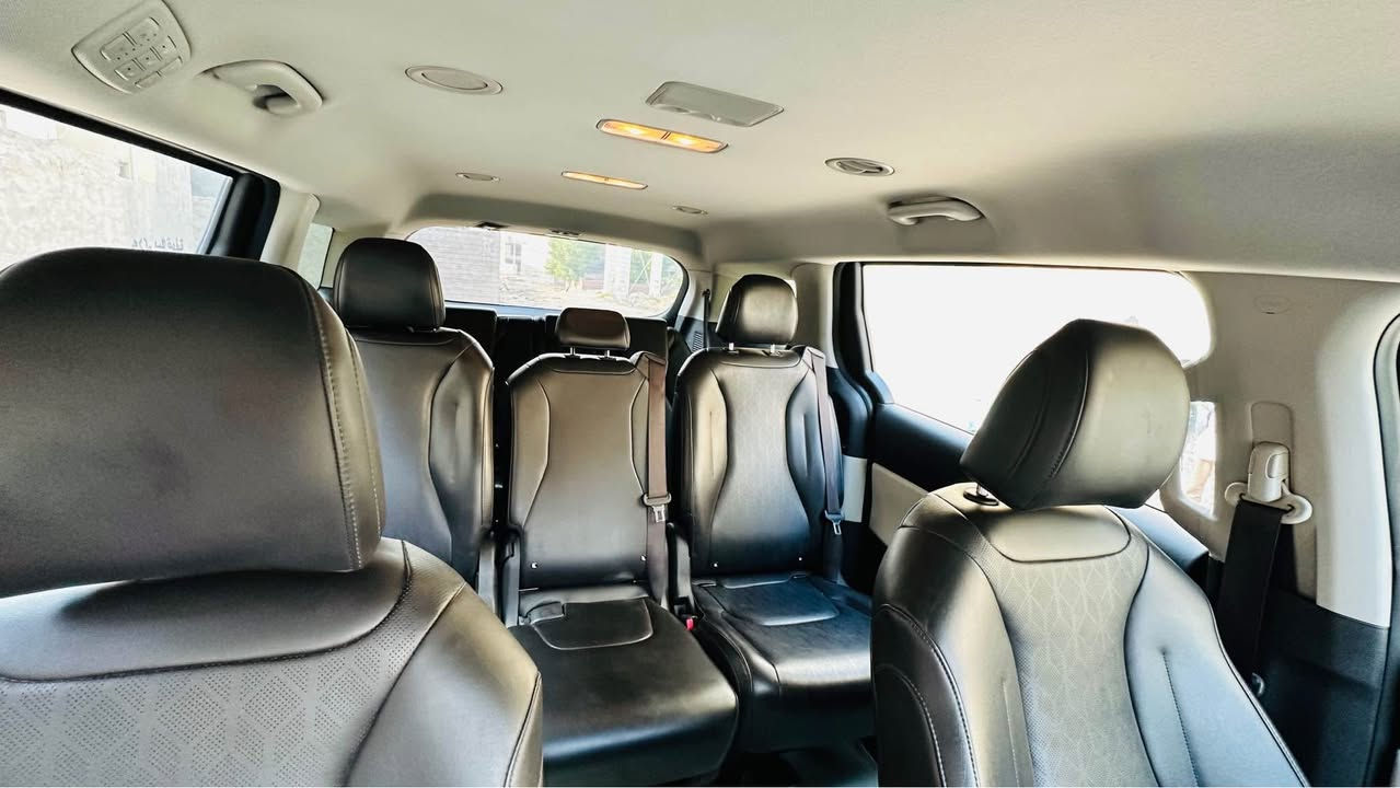 السلام عليكم 
بيع فقط بدون مراوس
كرنفال 2022 
رقم بغداد دولي باسمي سنويه لسنة 29
مكينه 3500  
8 راكب
داخل اسود وبيجي
تبريد 3 قطع 
حادثهه جاملغ جهة السايق فقط والباقي كفاله عامه 
كير مكينه حداديه كفاله
ماشيه 54 
بيبان كهرباء 
تدفئة بالكشنات 
اوتو هولد
3 مودات قياده 
سياره جديده 
سعرها 273 وبيها مجال 
مكاني كربلاء طويريج 
*********** كربلاء, العراق
