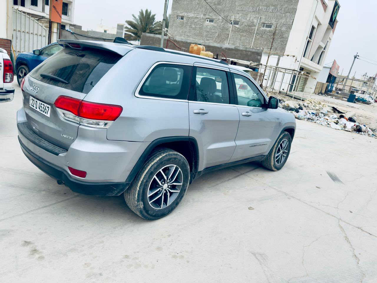 جيب 2018 أمريكي الضرر قطعتين جاملغ خلفي والباب صبغ فقط 
تخم تاير جديد 
گير حداديه مكينه كله جديد ماشيه 50) السعر 218 بيها مجال بسيط
***********
