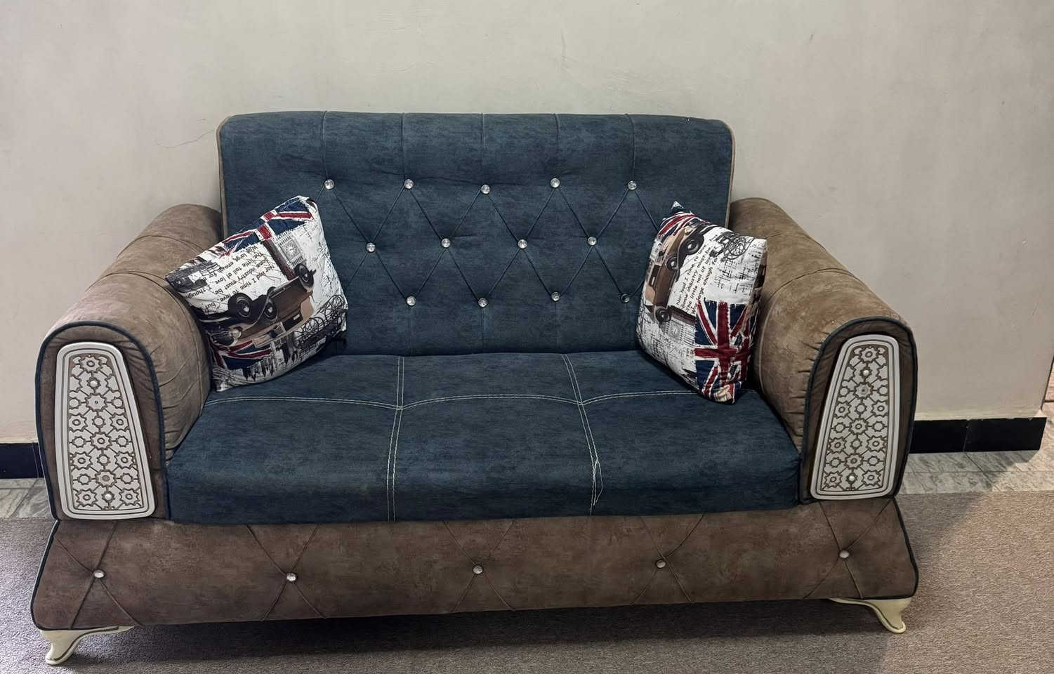 تخم كامل مستعمل سعره /٣٠٠////الف وبي مجال العنوان الشرطة الخامسه قرب افران الساعدي


**إذا كنت صاحب هذا الإعلان وتريد حذفه لأي سبب، رجاءا أرسل رسالة إلى الدعم الفني**