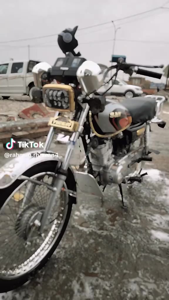 دراجة البيع نضيفة كلش مديل 2020وراق سكنر والسعر 550وبيهة مجال رقم الهاتف ***********
