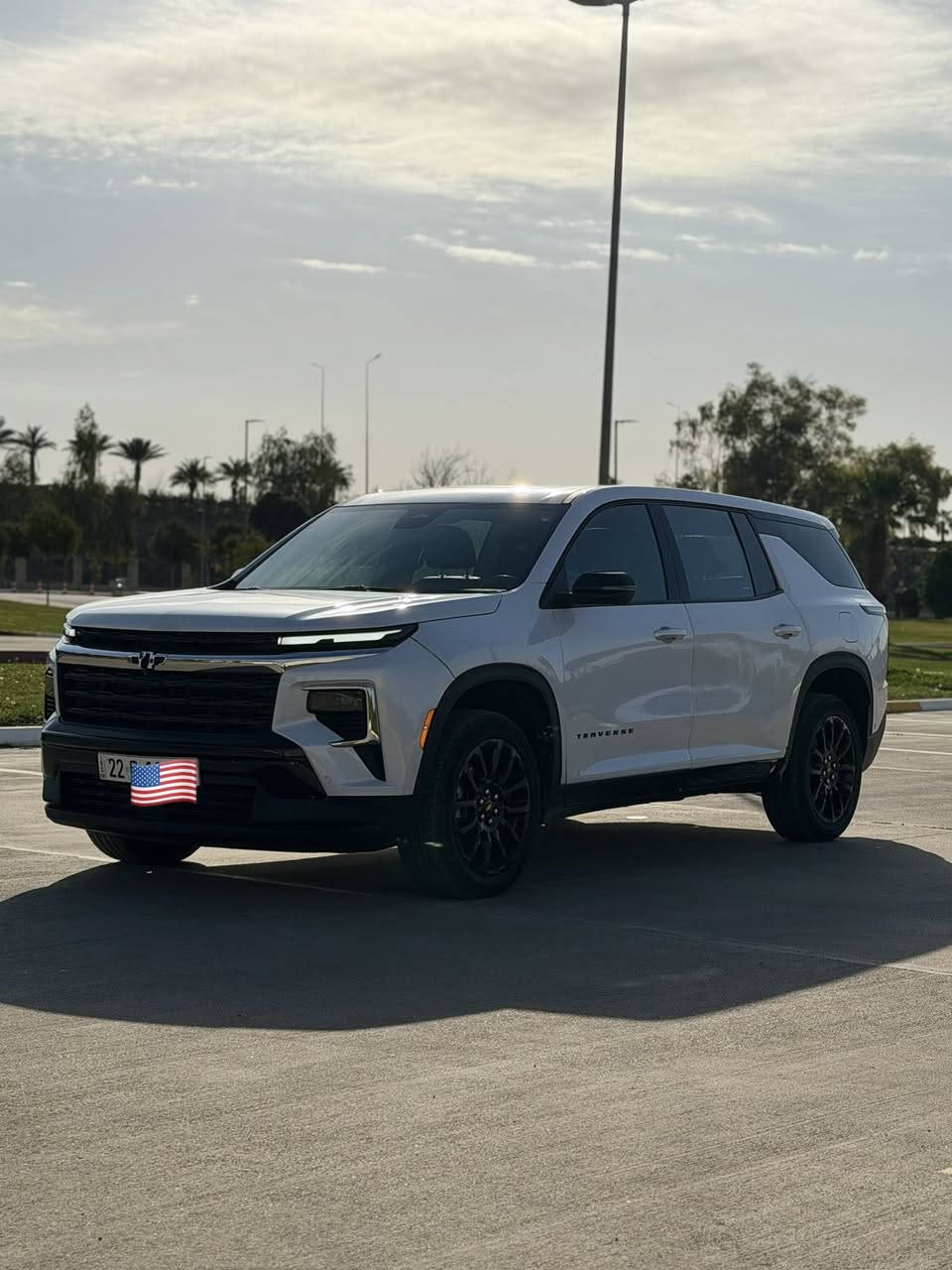 ترافس
موديل: ٢٠٢٤
ماشية: ٢٢ الف كم
قطعة  تين سبوغ
فول مواصفات بدون دبل اكسل
سعر: ٣٤٠ ورقة
رقم: اربيل
*********** 

1GNERLKS3RJ188667
