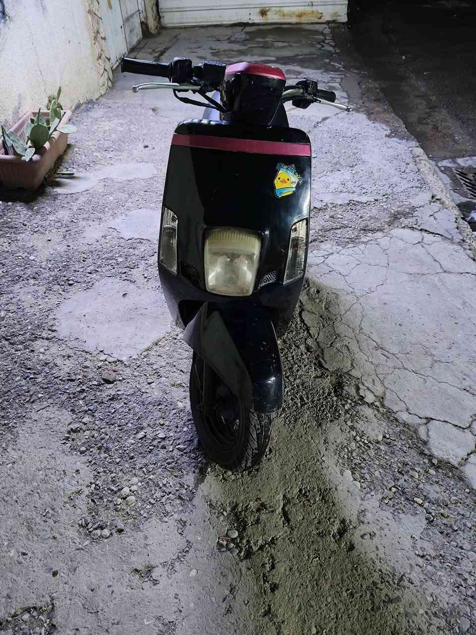 سلام عليكم شباب. دراجه ماكس بوليس بعدهه جديدة مال رمبه . ختم واحد داخل وخارج. ويا المكينه. جيب فيتر وتعال افحص. دراجه وكاله. 
 دراجه خير  من الله شلعه معدل. الهاتف *********** واتساب متواجد كل الاوقات. العنوان. حي العامل قرب المؤسسة. السعر 950 الف وبيها مجال
