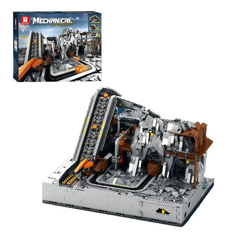مجموعة بناء "Reobrix 22023 Mining Machine" التي تتكون من 3338 قطعة.يشتمل هذا النموذج على محركات مزدوجة لتحريك الأجزاء الميكانيكية.تصميمه متوافق مع العلامات التجارية الشهيرة لمكعبات البناء.يبلغ حجم النموذج تقريبًا 39 × 24 × 34 سم.
توفرة للبيع لدينا توصيل لجميع المحافظات 
واتساب ***********
