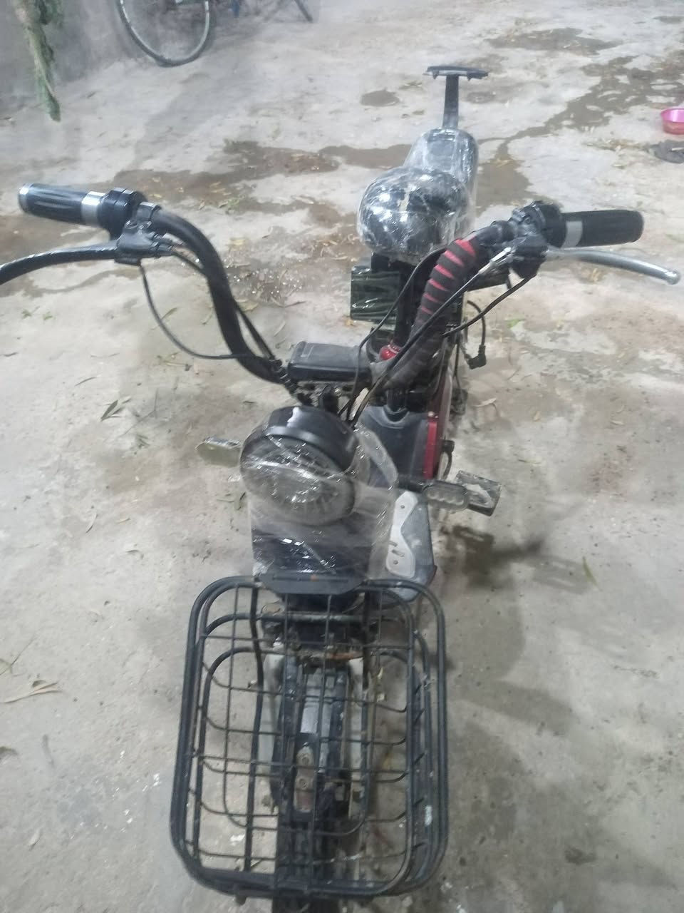 السلام عليكم باسكل شحن حجم ٢٠ للبيع في كربلاء نضيف بطاريات جدد سعر ٢٥٠الف يرهم مراوس بدراجه للاستفسار الاتصال على *********** موجود واتساب
