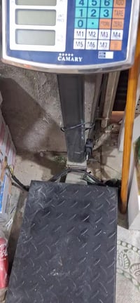 ميزان • ١٠٠ كيلو