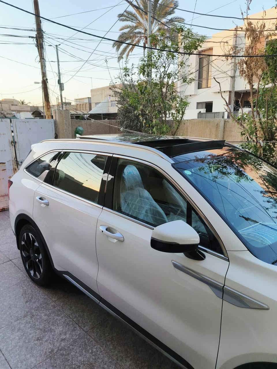 سورنتو خليجي 2025  ضمان الدولية
بانوراما دبل كامره

ويل حجم 20
محرك 6 سلندر
كير ماوس
مقاعد مخمل كهرباء
جنطة كهرباء
لد امامي وخلفي 
حساسات امامي وخلفي 
شاشة تعمل بنظام بلي كار 

السعر  315 وبيها مجال  
تلفون ***********
