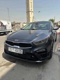 للبيع    كيا فورتي 2019  فئة fE ماشيه 109 mi نص فول  تحكمات ستيرن مثبت...