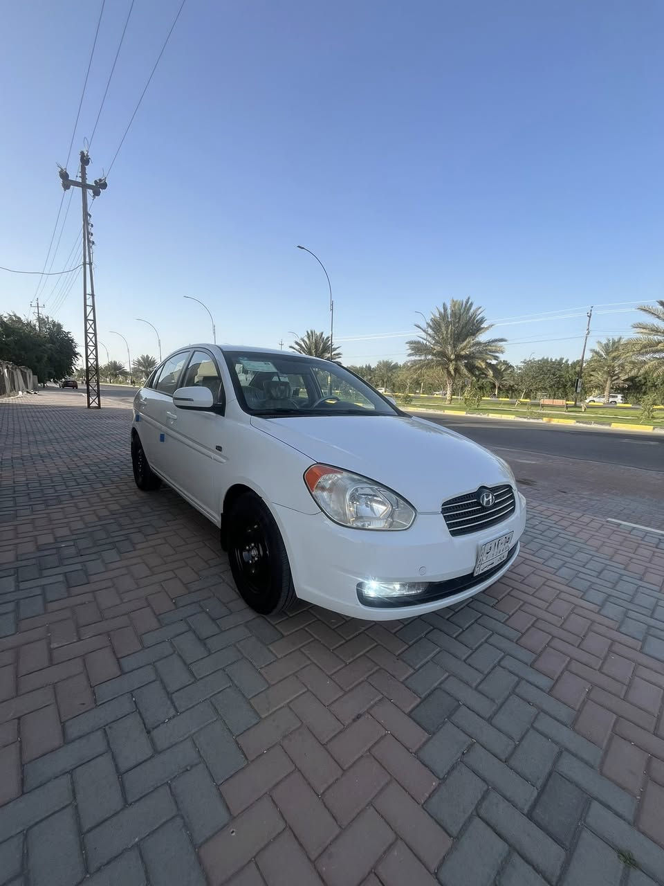 السلام عليكم
للبيع أكسنت موديل2011 الشركة العامة مكفولة من صبغ وتبديل مكينة كير حدادية تخم تاير تبريد تدفئة كلة جاهز باتري جديد إدامة كاملة مسويلها  رقم كربلاء سنوية للـ2027مكينة 1.6 السعر 100$ مكاني كربلاء 
للاستفسار ***********
