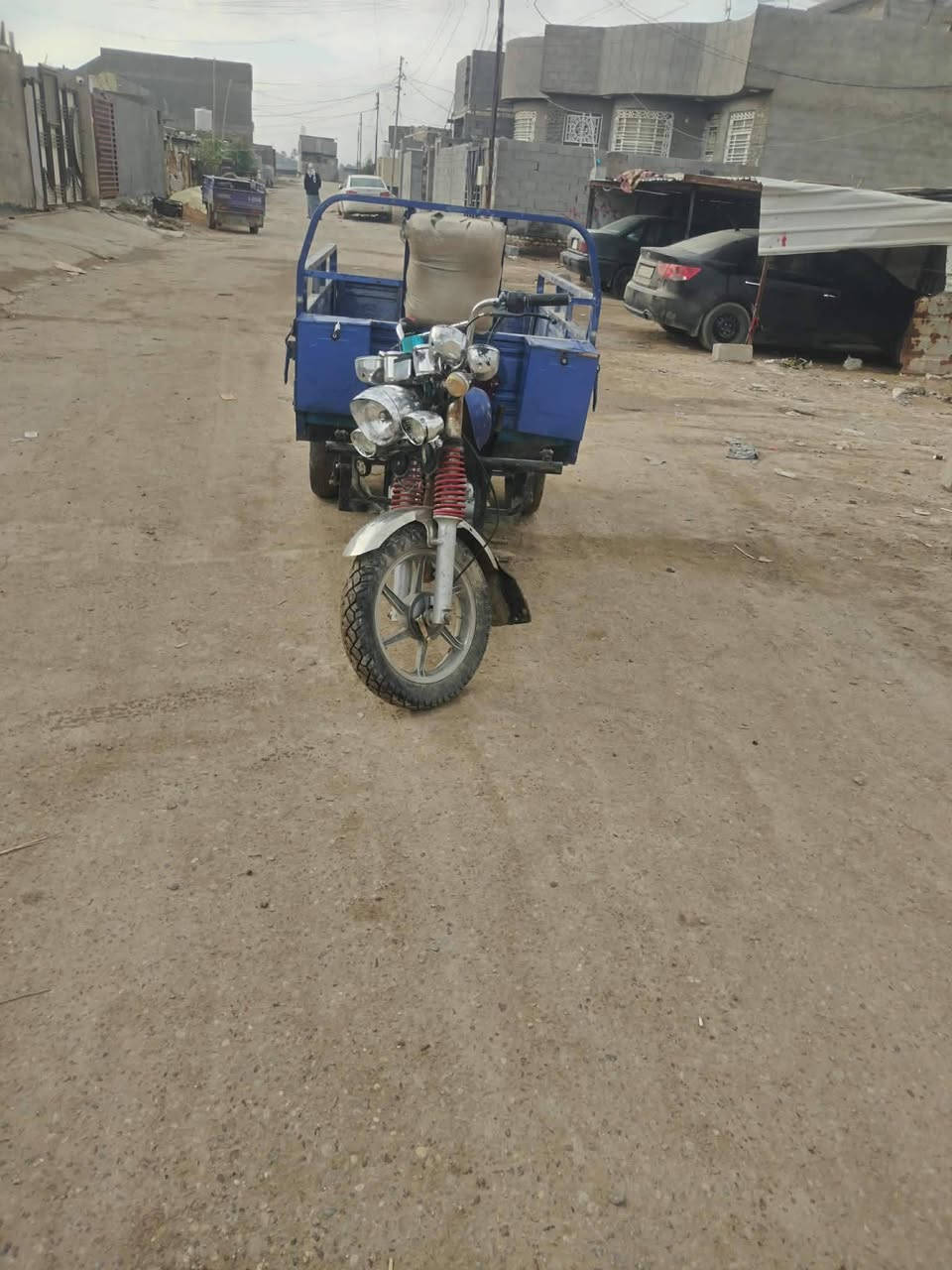 السلام عليكم ستوته للبيع موديل 14 اوراق اصوليه كامله كبل للشارع ماعوزها بس دبلات الكدام واكفات يرادلهن تبديل السعر مليون و100 وبيها مجال للطيبين ***********
