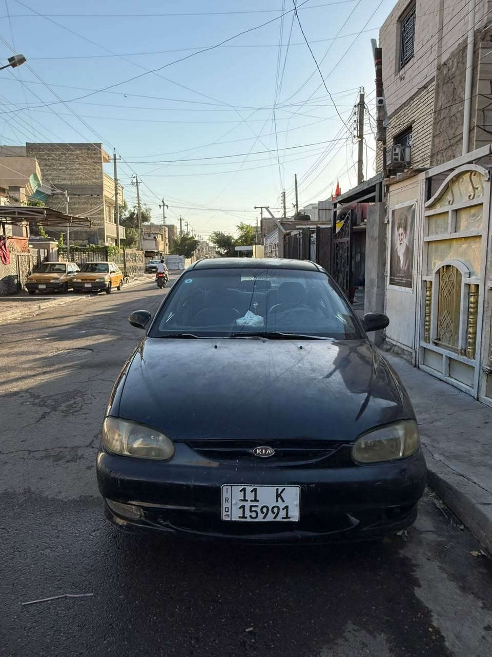 سلام عليكم
كيا سيفيا /2001 
محرك 2000
سياره حلوه مال شغل مال بيت 
الصدر جديد مبدله قبل شهر 
تايرات نظيفات جدد
تبريد شغال بس بي نقص غاز 
الكير مالته عنظيف بس ع D يكوم ينعر اخلي ع عادي مابي شي يمشي ناعم 
رقم بغداد السعر 28 
للاستفسار الاتصال *********** 
مكانه بغداد حي العامل

