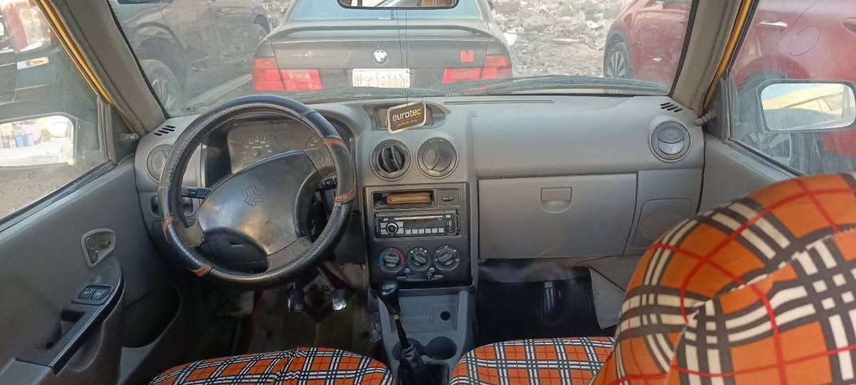 سلام عليكم
سايبه للبيع موديل 12
.كير و مكينه نظيف 
.سياره بلاديه
.سكن بغداد 
.سعر28ورقه
رقم ***********
