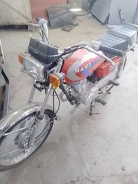 دراجة للبيع  2026 زيرو حتى متروكة مامشتغلة من تعمير ومحد طلع بيهة 800و...