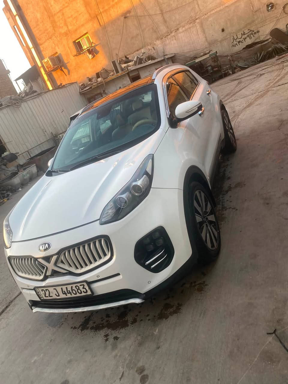 بيع سريع 

سبورتج ٢٠١٦ خليجي شكل ال٢٠ ماشية ١٢٧ km فول فول مواصفات بدون اي صبغ والسونار موجود بالصور 

بصمة تشغيل وبصمة ابواب 

بنوراما
هاند بريك بصمة 
كشن كهرباء

كشنات جلد 

مثبت سرعة

مانع انزلاق

مانع منحدرات

مري شفط 

لايت لد نهاري

تحكم ستيرن

كاميرا خلفية 

حساسات خلفية
السيارة جاهزة بدون اي نواقص 
عنوانها الدورة حي اسيا 
السعر ١٤٥ وبيهة مجال بسيط 
***********
