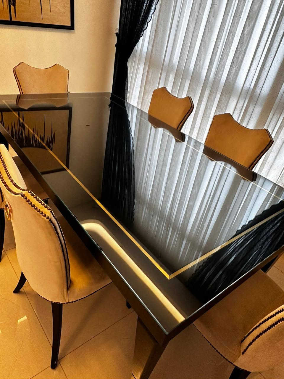 نضيف جدا جدا جدا استعمال قليل الميز  من العالمية ماخذي ب١٦٠٠$ عارضي بمليون هو و٦ كراسي وياه


**إذا كنت صاحب هذا الإعلان وتريد حذفه لأي سبب، رجاءا أرسل رسالة إلى الدعم الفني**