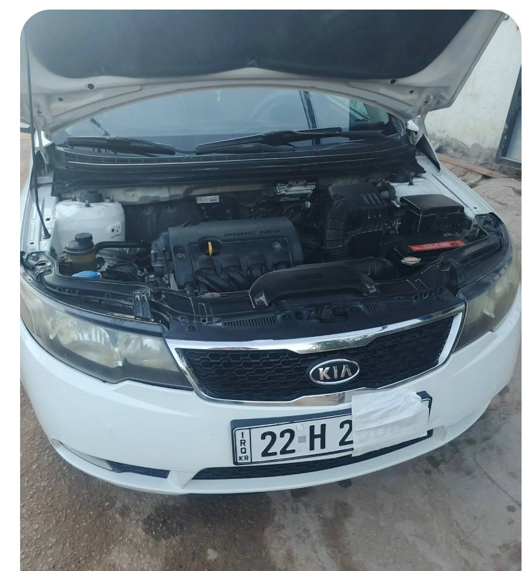 السلام عليكم سيراتو موديل 2013 السياره كفاله عامه من الصبغ والضربه عدا بارد 4 اصابع في الباب الخلفي ومامبين سنويه وارقام وهزه جديد تحويل او وكاله باليعجبك كير+مكينه+حداديه+دواخل كله وضع الشركه مواصفات 
تحكم ستيرن+شفتات 
4 دسك 
يدات نيكل داخل وخارج 
كزوز حفر 
سويج عدد 2
مكان نجف ناحية العباسيه استفسار علا الرقم *********** بي واتساب 
إخوان الله شاهد مكلف بالنشر
