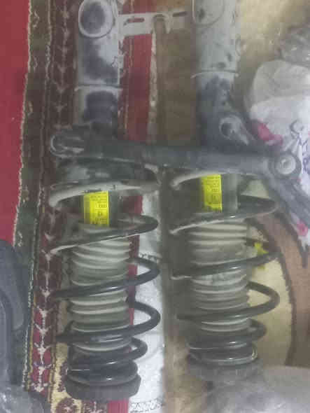 للبيع اغراض كروز ١٢خليجي حاويه تفصيخ  نضيفه جدا مكاني نجف رقم الموبايل ***********
