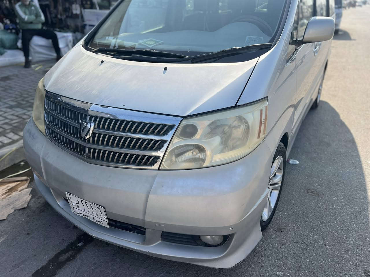 السلام عليكم تيوتا الفارد موديل 2003 رقم بصرة مشروع وطني تحويل ثاني يوم السيارة بدون ضربه قويه بيها بارد ب الجنطة وبيها مكانات صبغ ابيع صبغ حزام مكفوله من الضربه القويه ولشاصي  السيارةيرادلها محرك ابيعها على وضعها العنوان البصرة المعقل ***********
