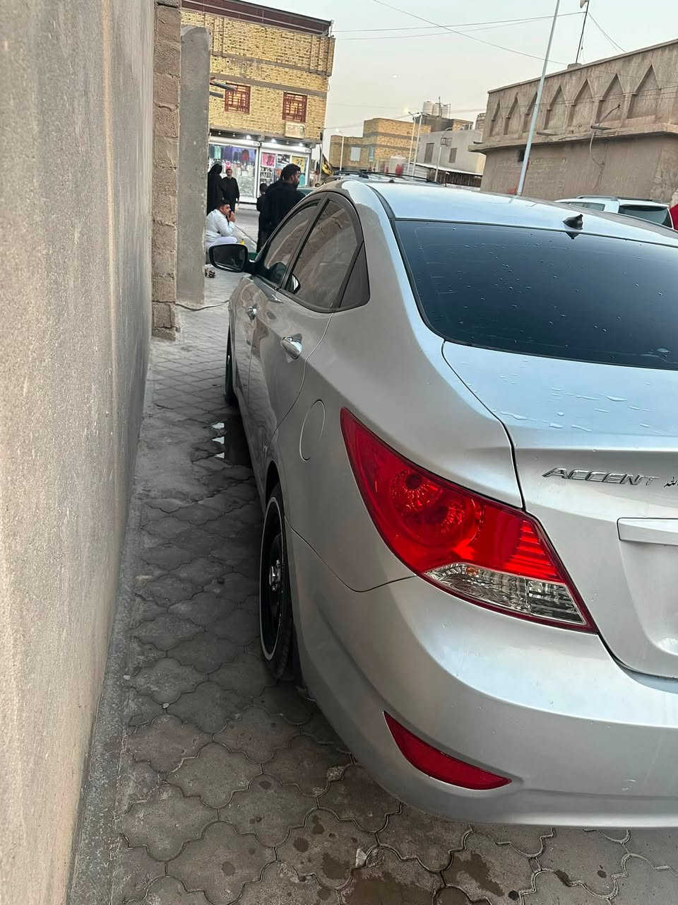 سلام عليكم اكسنت مديل 2017 مكينه كير حداديه ويلكب تخم تاير السياره جاهزه العنوان البصر ه رقم الهاتف *********** السعر 110وبيها مجال قليل رقم ذي قار
