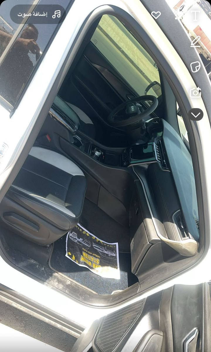 جيب گراند شيروكي موديل 24 حادث تخريب فقط
مواصفات السياره التفاصيل الاتصال ***********
وات ساب
