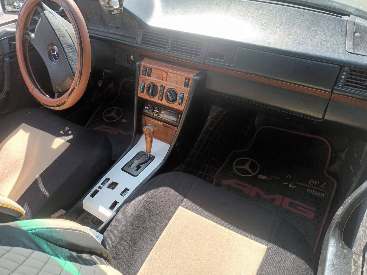 السلام عليكم مرسيدس موديل 91 كيلو مكينه بطه تبريد شغال تحويل مباشر السعر 55 الاتصال على هذا الرقم***********
