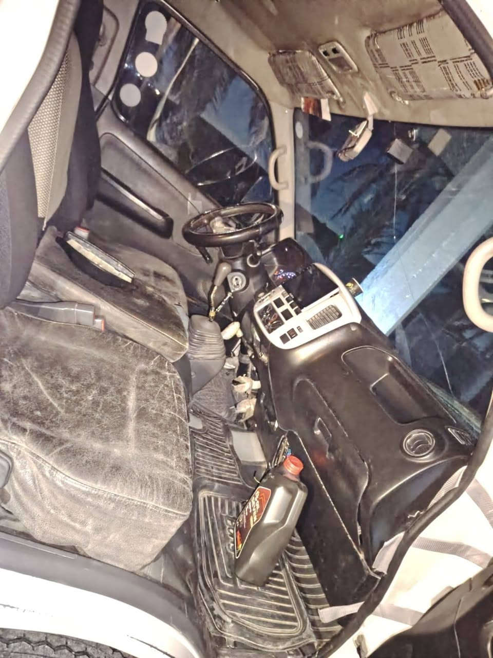 السلام عليكم ورحمة الله وبركاته نيسان للبيع موديل 2010محرك ينقص والباقي كفاله( *********** ) (***********)
