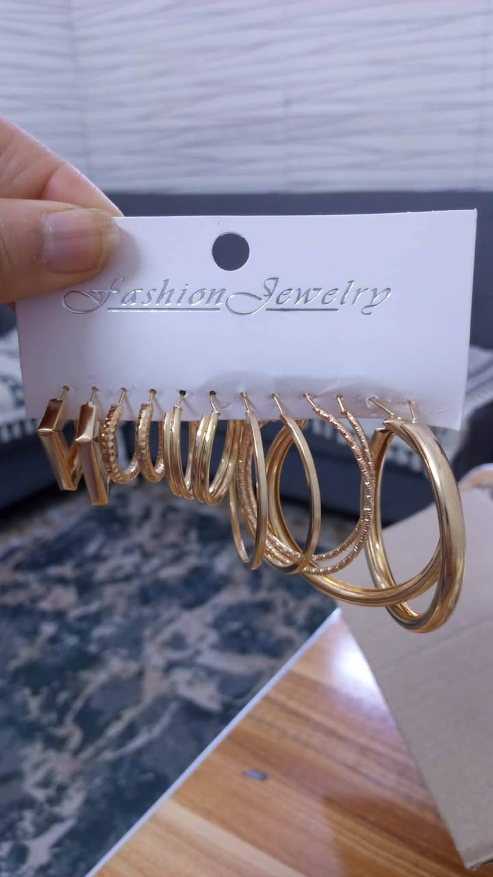 اكسسوارات وزن مشكل سوارات محابس گلايد فضي ذهبي وبأسعار مناسبه ليحب يدخل خاص .. هاي جزء من البضاعه


**إذا كنت صاحب هذا الإعلان وتريد حذفه لأي سبب، رجاءا أرسل رسالة إلى الدعم الفني**