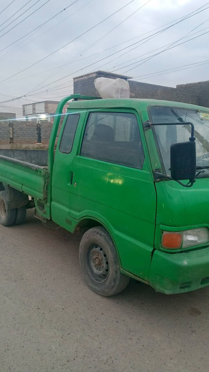 سلام عليكم سياره بنكو 96الرقم انكليزي بسمي العنوان بغداد الحميديه الرقم***********
