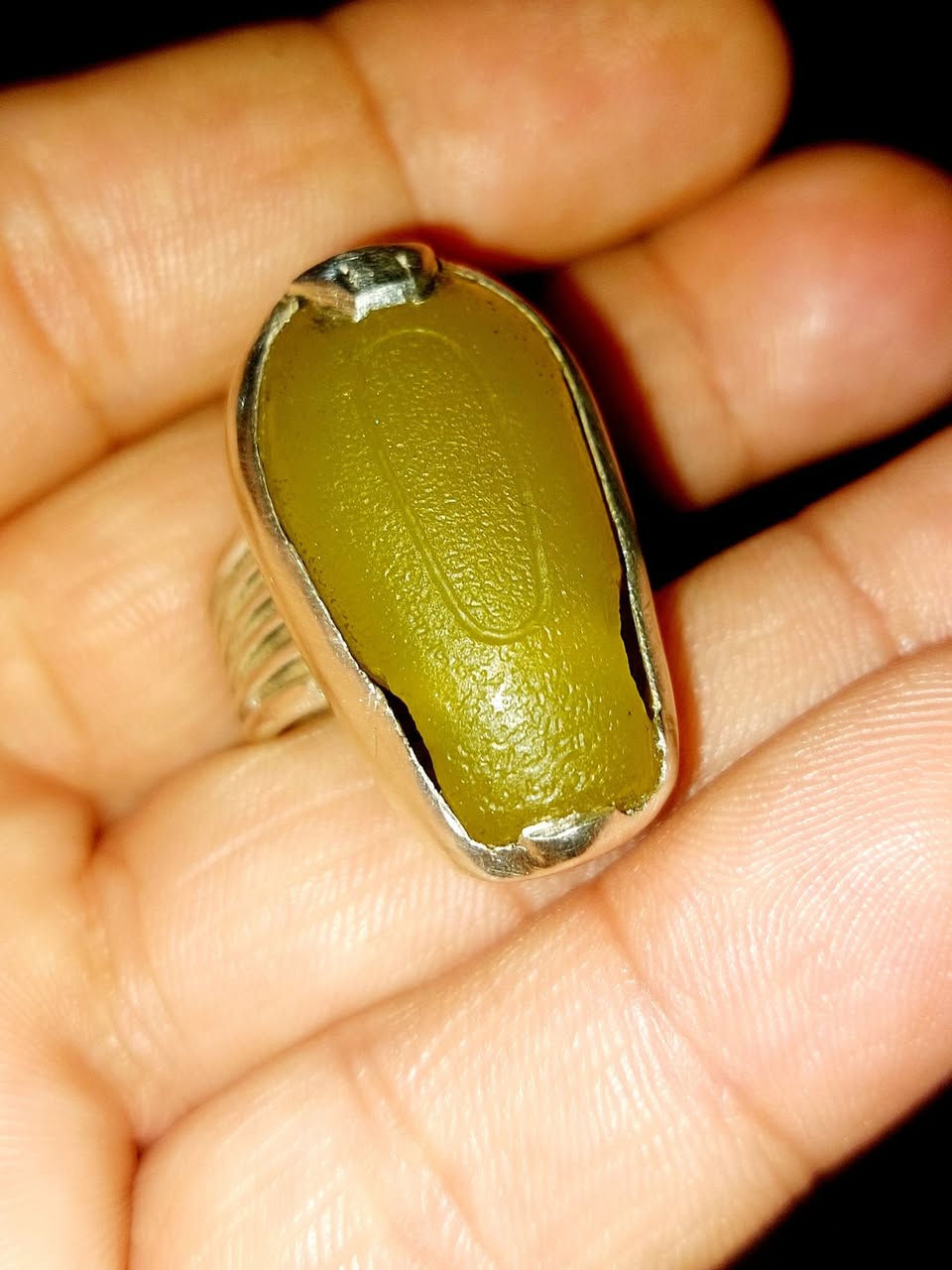 @#يا #الله دلوه يمانيه قديمه من متقنياتي الخاصه مخطوطه الواقعه خط المبدع سيد حيدر العلوي ومن جوه طلسم شرف الشمس بيومه وبساعته حجره مباركه وقديمه  تحفه وبيه طاقه قويهه
تبجي على انسان ملتزم ويدعيلي عليه تباع يمانيه قديمه ملاكط السماوه  داخل الرقم والاستفسار ***********
