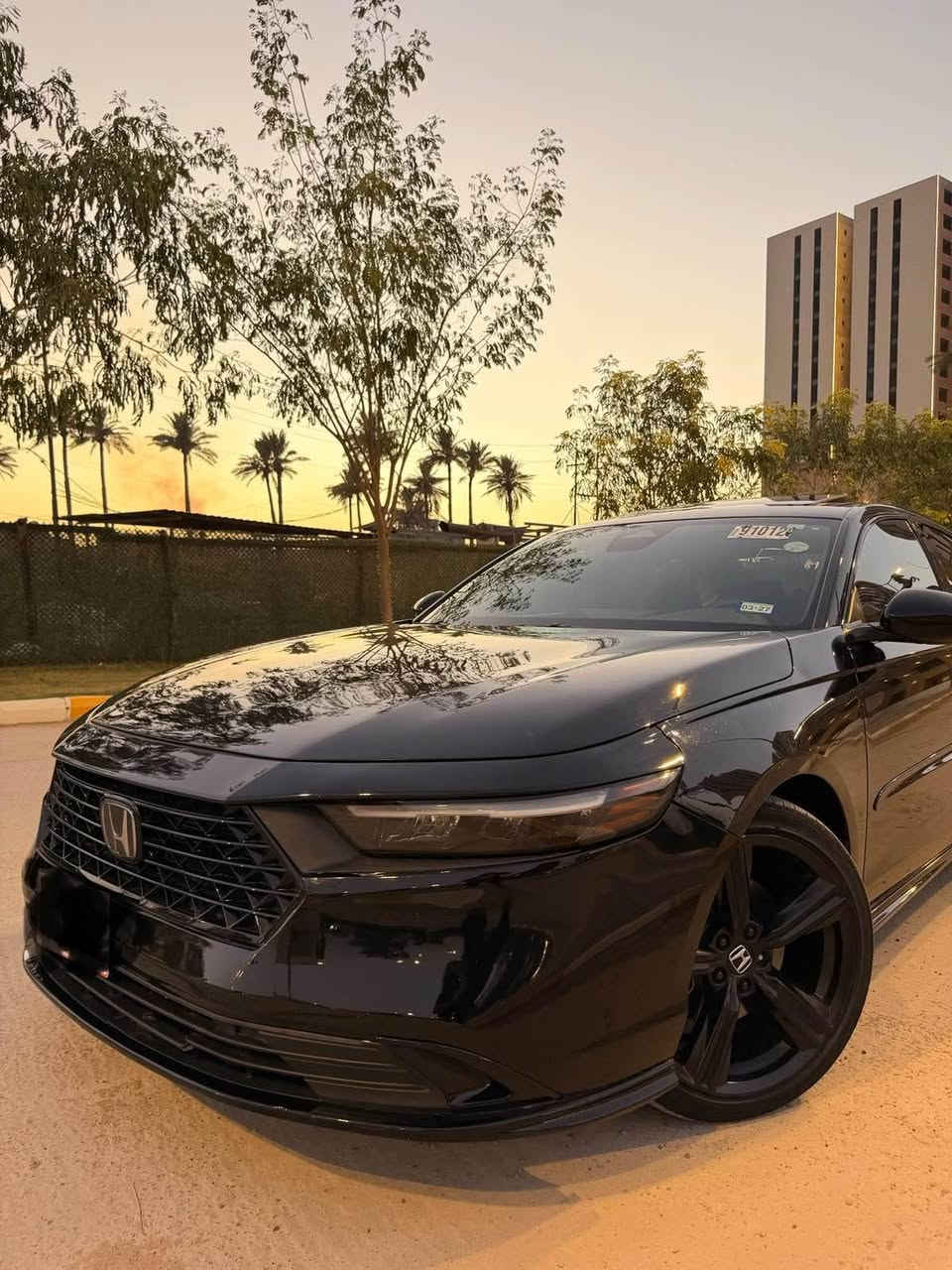 🔥 للبيع – هوندا أكورد سبورت L هايبرد 2025 🔥

🖤 اللون: أسود بلاك توب
🚘 الفئة: Sport L Hybrid
📍 الممشى: 7600 ميل فقط
🚘السعر: 187 بدون رقم وبيه مجال بسيط
الي يدور اسعار مهجوم خل يدور يلكه

✨ سيارة بحالة الوكالة ومواصفات كاملة جداً:

✅ منظومة هايبرد اقتصادية وقوية
✅ رادار أمامي
✅ رادار جانبي (Blind Spot)
✅ مثبت سرعة ذكي
✅ نظام المحافظة على المسار
✅ شاحن لاسلكي
✅ شاشة كبيرة حديثة
✅ كاميرا خلفية
✅ تشغيل بصمة وستارت
✅ حساسات متعددة
✅ إنارة LED كاملة
✅ جنوط سبورت أصلية
✅ داخلية فخمة ونظيفة جداً
✅ سيارة لا تحتاج أي مصروف

 🚘🚘 السياره ربع بنيد صبغ فقط  بدون اي دواخل

🚨 سيارة شبه جديدة بمظهر رياضي أنيق ولون أسود

❌ البيع فقط – بدون مراوس أو تبديل رجاءً
📞 للتواصل:*********** بغداد, العراق
