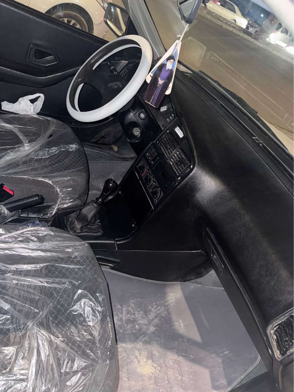 بيجو 405مديل 2012مكفوله مع عدا البارد مكينه جديده حداديه جديده تدفئه +تبريد تخم تاير فول السياره .شرط امداور السعر 50مع المجال *********** النجف, العراق
