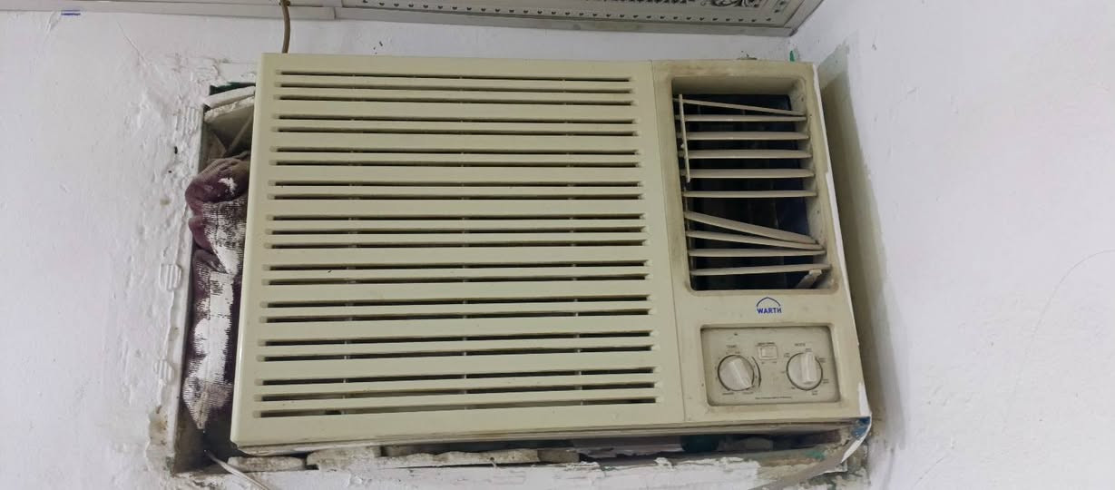 مكيف نوع الوارث بس يرادله غسل لا داخل تصليح ولا مبدل شي شرط الشغل تبريد السعر 175 بي مجال بسيط كربلاء ***********
