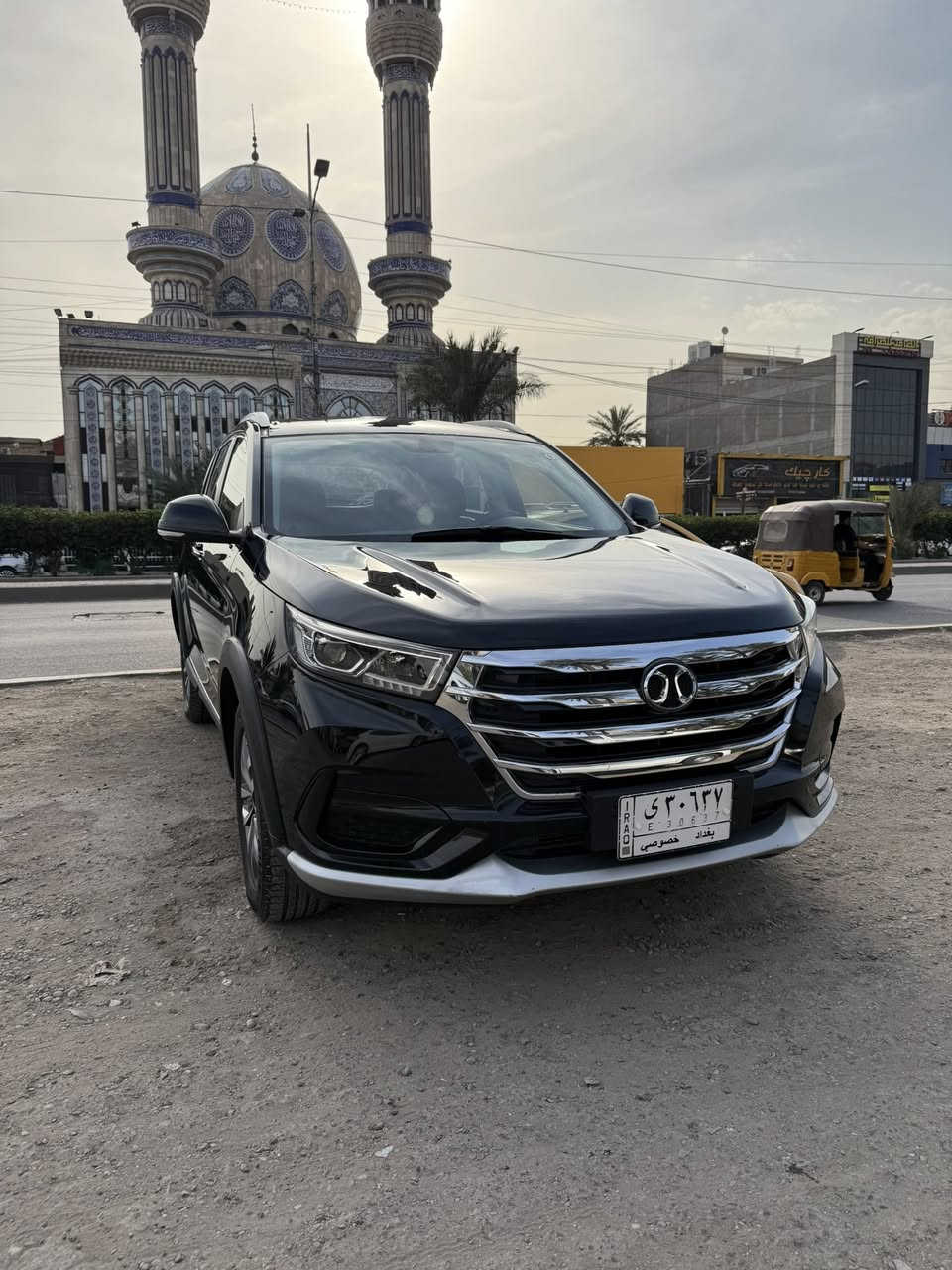 بايك سينوفا 65X
الموديل: (2022)
الكير: (اوتوماتيك)
الممشى: (29 الف ميل) 
اللون 😞 اسود )
 ضرر السياره : (طلقة بلبنيد اول مجبتها وطعجه من جهة باب السايق اقل من اصبع)
المحرك : (2000 تيربو)

المواصفات :
- مري شفط
- بصمة
- فتحة سقف طكتين
- مقاعد كهربائيه جلد
- داخل احمر مغلف
- محرك متسوبوشي
- لدات
- تبريد قطعتين
- كاميرا خلفية
- اشارة ترحيب
- حساسات
- شفتات بلستيرن
- مثبت سرعة الخ…
السياره نظيفة جداً ومماشيه هواي مال شخص 
طالب جامعة
 "وبعدها السياره بضمان الشركة✅"

السياره باسمي شخصياً وباقي عليها اقساط مو حره
مكان السياره : بغداد - مدينة الصدر 
للاستفسار عن السعر وباقي التفاصيل 
رقم التلفون : ***********
متواجد واتس اب ايضاً 
حياكم الله وربي يرزق الجميع .
