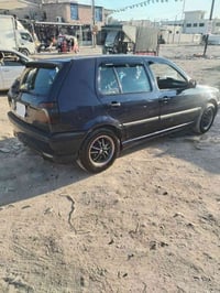 كولف موديل 92 رقم بغداد    محرك 1800 كير عادي مكفولات تبريد شغال كهربا...