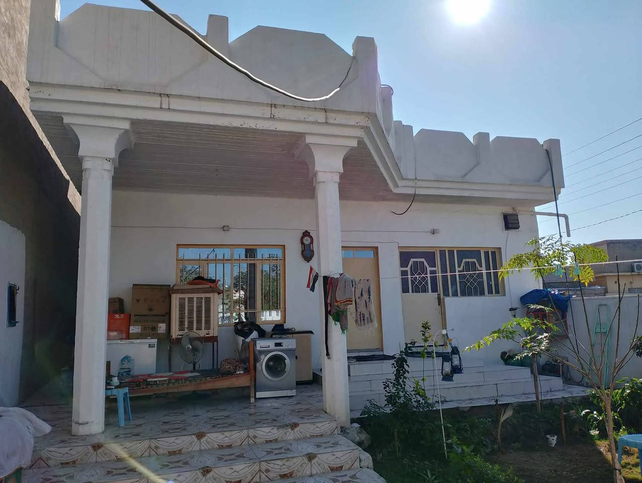 بيت ٢٠٠ متر ركن في إمام عباس طابق واحد يحتوي على استقبال وهول وغرفة ومطبخ الارضيه بورسلين وحمامين شرقي وغربي وحديق وكراج واسع بسعر ٣٣ مليون للاستفسار ***********
