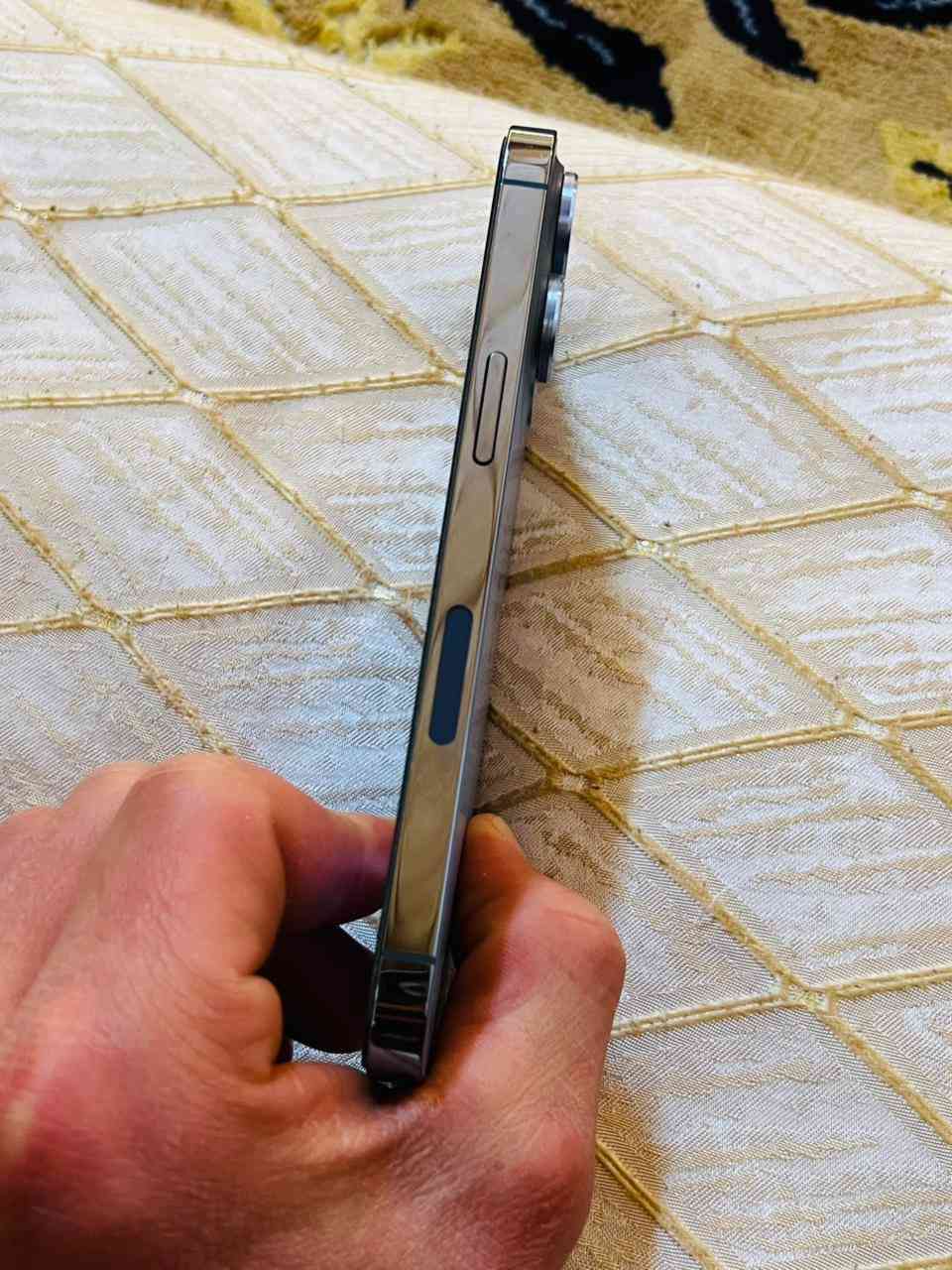 #ايفون للبيع او مراوسه 13برو فقط ما مفتوح شرط ذاكره 128بطاريه 85تك نموذج M مكاني موصل سعر 580 ***********
