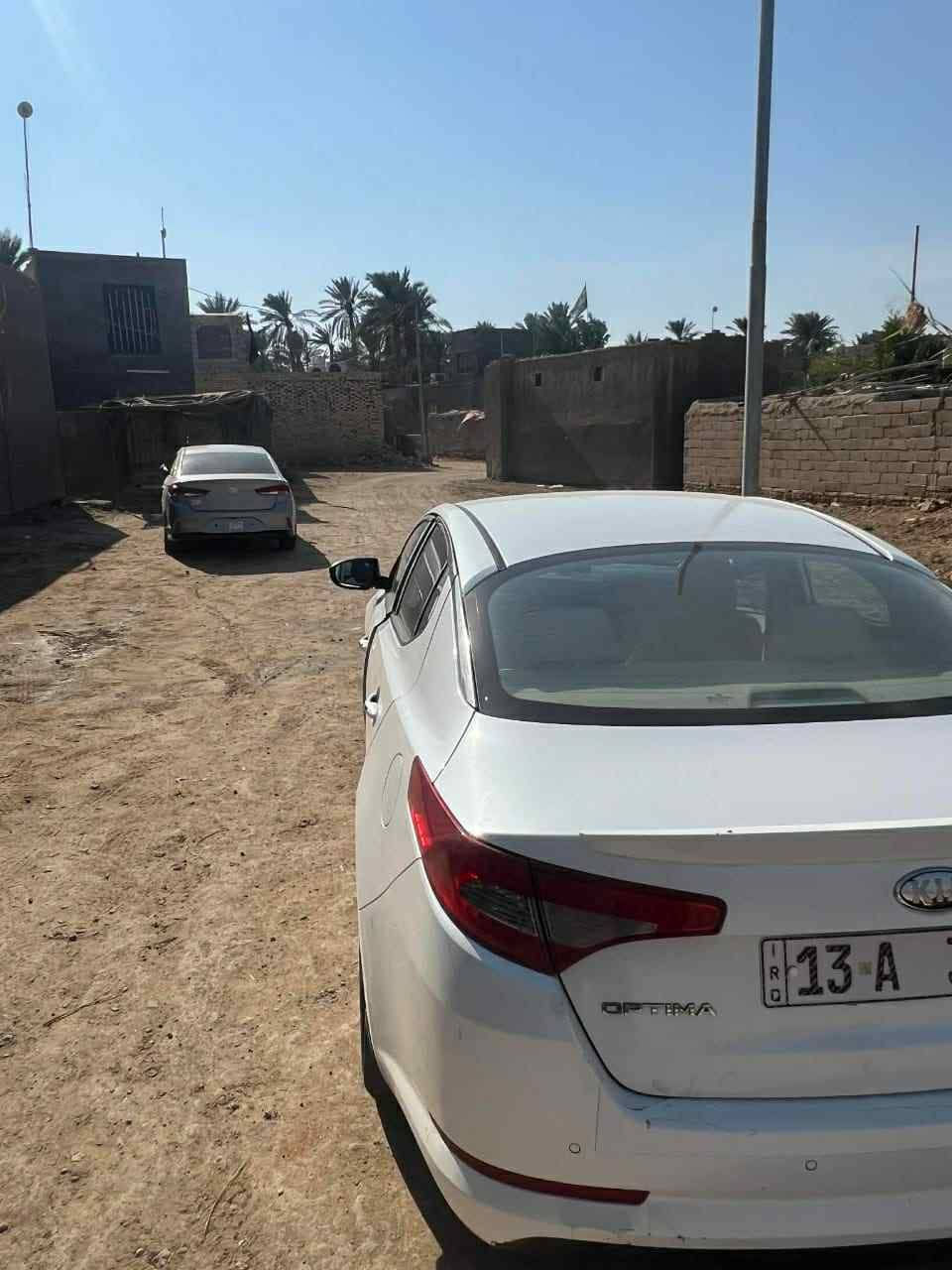 اوبتيما مديل 2014
خليجي مكفولة كفالة من الضربة والصبغ ماعدا الداير مال الجاملغ الخلفي جهة اليمين بيه تكحيل وبيها بارد مكانات محدده مكينة 2000 رقم دولي بسمي مداور ثاني يوم سيارة مال جناي 

للأستفسار *********** سعرها 126$ وبيها مجال
