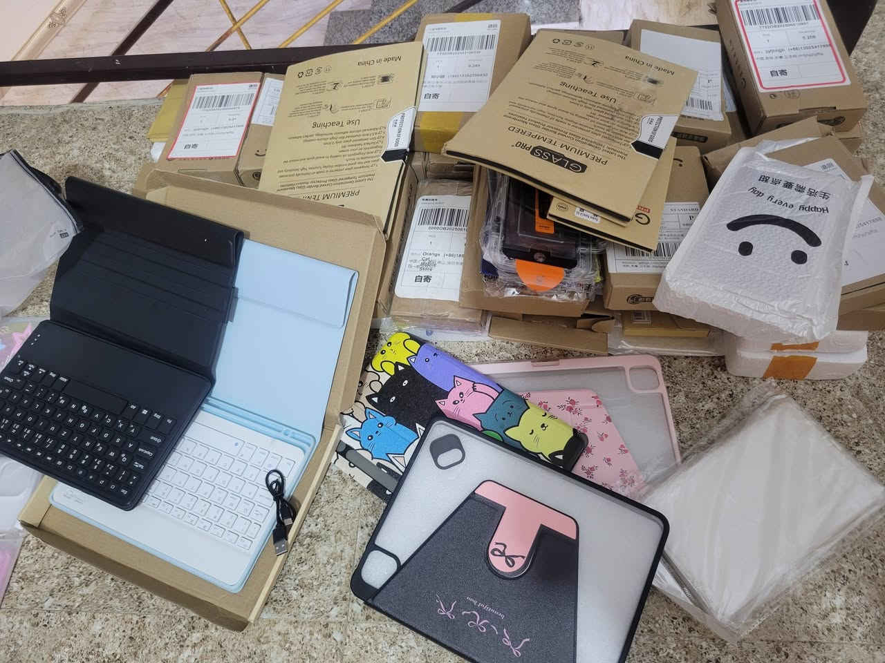 لزكات كلش هواي  كل الي بل صور سعر ٣٠ الف 
مداليات مبايل وستكرات هم عندي الي يريد


**إذا كنت صاحب هذا الإعلان وتريد حذفه لأي سبب، رجاءا أرسل رسالة إلى الدعم الفني**