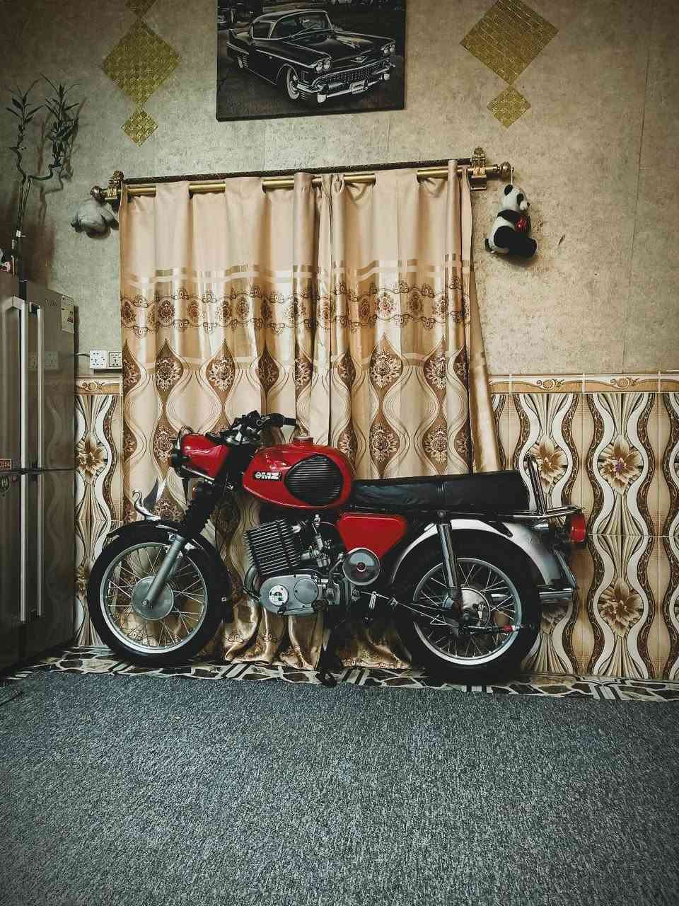 سلا عليكم دراجه امزت 81دراجه شوفت عينك خير من الله مكينته كصه ٢بيه لحيم بس بل خشم  كهربائياته كلهه شغاله ***********هاذ رقمي الي يريده بي خير ويدلل دراجه بدون  بكاني بصره
