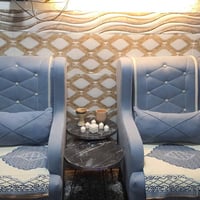 تخم • ١٠ مقاعد