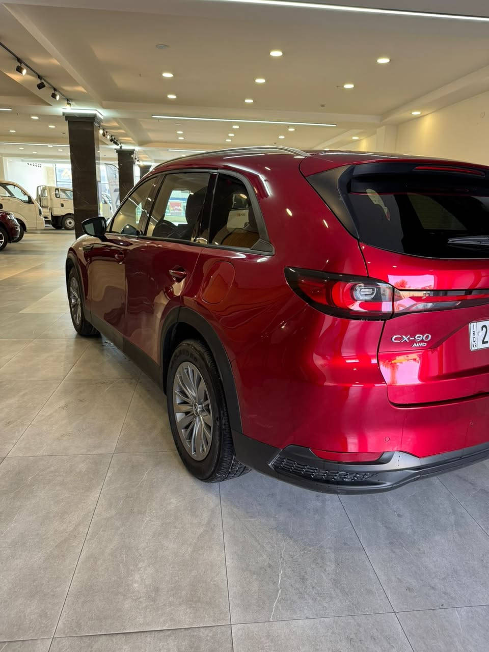مازدا 2024 CX90 HYBRID 

فول فول مواصفات 6 سلندر توربوو هايبرد

ياباني اصلي

حادثها جاملغ + باب شي بسيط 

فول مواصفات

لون احمر   

مواصفات السيارة : 

مكينه ٦ سلندر ٣٣٠٠ تيربو هايبرد شحن ما يعادل ٣٥٠ حصان  تيربو

AWD 4X4 فور ويل أوتوماتيكي 

كشنات منفصل ملكي

* لايتات أمامية LED مع ضبط مستوى الإضاءة تلقائيا.

* ماشية  12 الف كيلو 

* باب الجنطه كهربائي بمستشعر القدم.

* فتحة سقف بانوراما.

* 3 قطع تبريد  شاشه تبريد خلفيه وامامية

* كشنات جلد + كراسي امامية تدفئة مع مقود 

* كشنات امامية كهرباء

* رادار جانبي + رادار امامي 

* مثبت سرعه و قيادة ذاتيه و تحكمات ستيرن  

السياره جاهزة من كل شي
اتصال + واتساب 
⁦***********⁩
