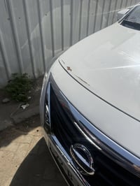 نسيان سني مصري  موديل 23. ماشيه 80 السياره انضربت عنديي وصار بيها  تعد...