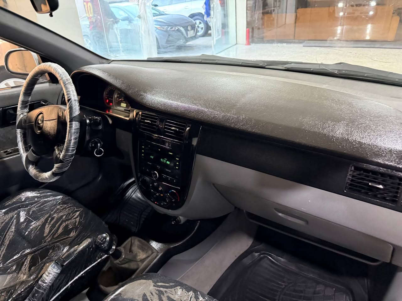 ئۆپترا ٢٠٠٤ رەقەم 
سەنەوی رەقەمی تازەیە تا ٢٠٢٩
تحویل خرامە بەشەرت 
بۆیاخ / ٢ پارچەو پەلەک بەبێ ناو بێ دەعم 
تاقم تایەی تازەیە
گیرومەکینە بەشەرتی هەموو شتێک دەفرۆشم 
سەیارەکە مالی دۆستە هیچ مەسرەفی تێدا نیە زۆر خاوێنە 
تەبرید گیر مەکینە تندوتۆلی هەمووی توندکراوەتەوە
هەموو گیانی بەشەرت دەفرۆشم 
نرخ/ ٥٨ 
شوین/ رانیە 
کۆرەک واتس ئەپ / *********** رانية, السليمانية
