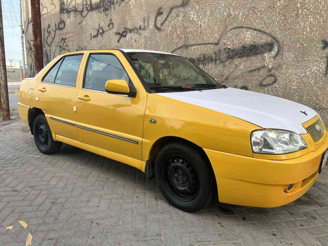 السلام عليكم
شيري كوين ٢٠١٠ محوره كير اوتماتيك ومكينه كورلا الحديث بيكاشتو ١٦٠٠ كير ومكينه مكفولات جدد 
تحويل ثاني يوم سنويه ٢٩ مصفره هيئه وغرامات 
حداديه صدر تخم تاير جديد
بلاجكتورات عالي ناصي 
كهربائيات كيجات كله شغاله 
السياره جاهزه كبل للشارع مابيه نقص 
لسعر ٣٢ مجال قليل 
مكاني بغداد 
هاتف ***********
